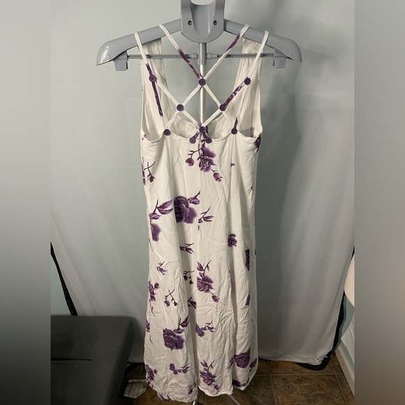Venus Floral Purple and White Women's Dress size 4 - Picture 4 of 10
